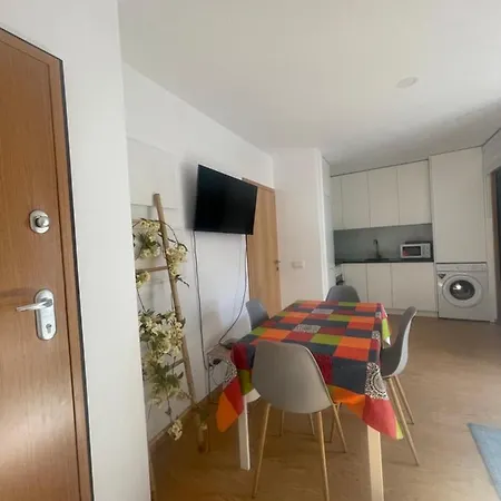 Cozy & Modern In Apartment Porto
